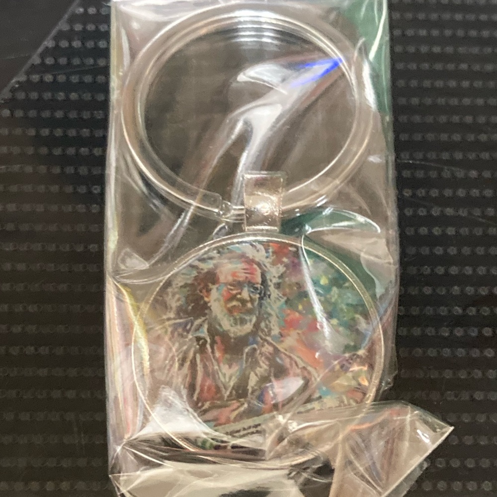 🫠🫠Jerry Garcia of the Grateful Dead/Jerry Garcia Band Keychain NWT🫠🫠 - Picture 2 of 5